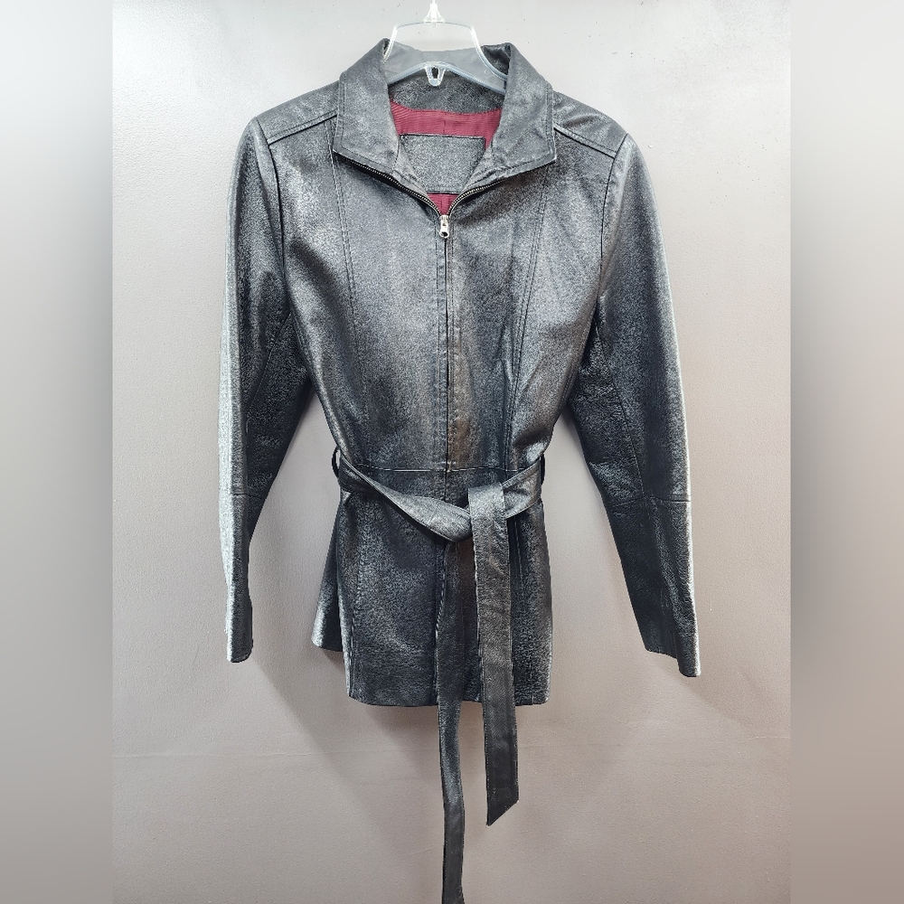 Croft & Barrow Genuine Leather Women Jacket Sz. Med.  Black Coat with Belt Lined